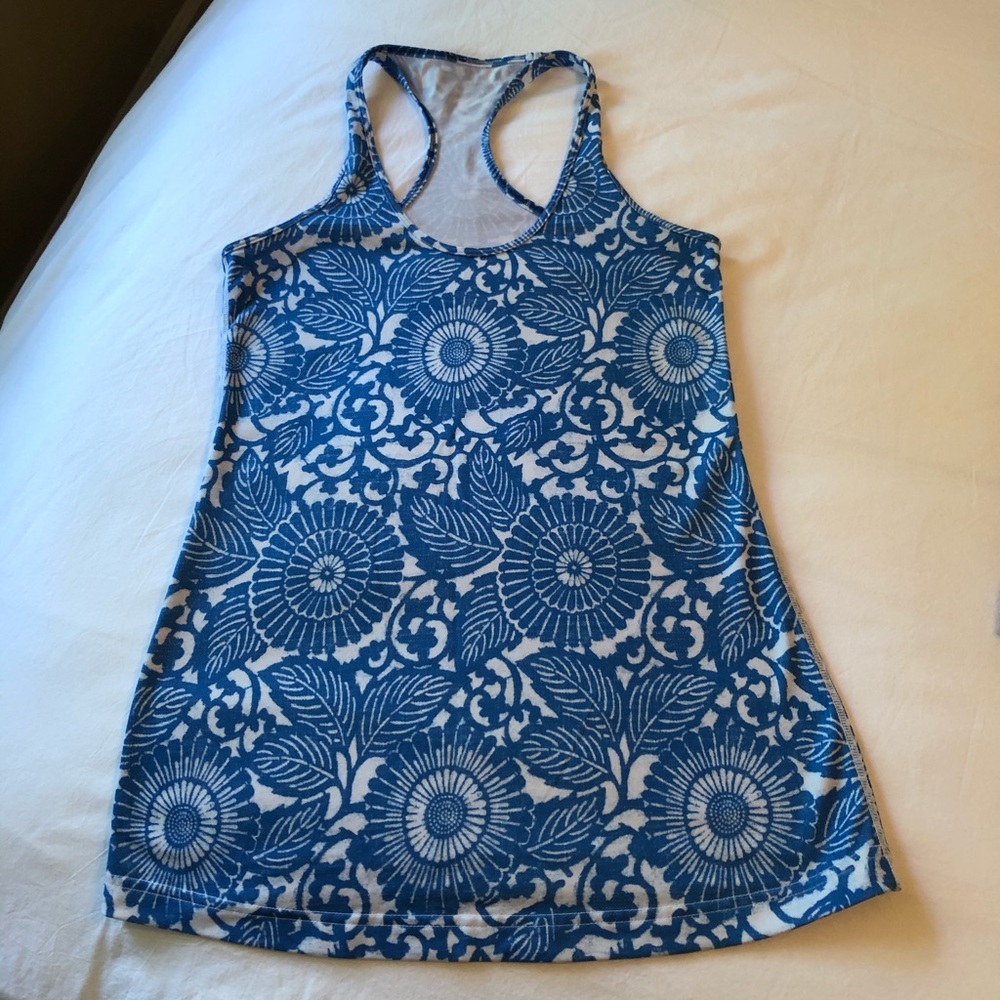 Lululemon Cool Racerback tank size 8